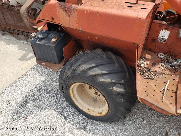 image for item EU9982 1988 Ditch Witch 2310 trencher