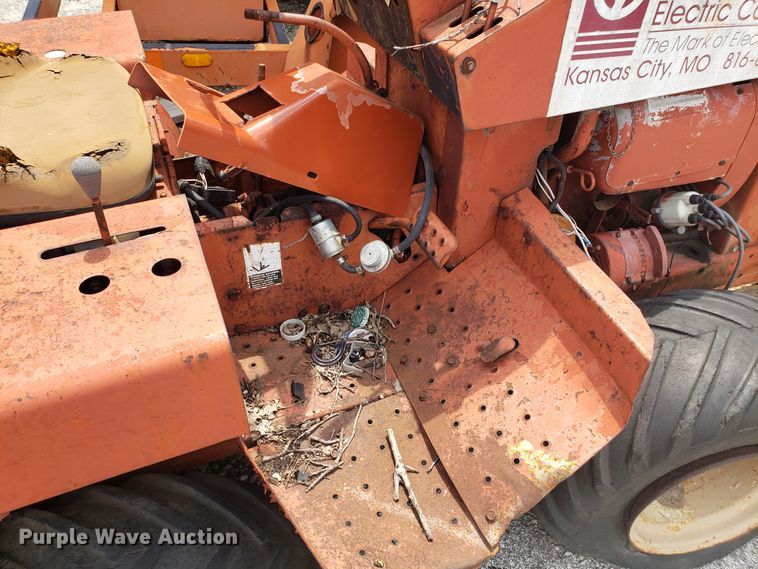 image for item EU9982 1988 Ditch Witch 2310 trencher