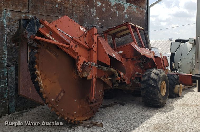 image for item EU9986 Ditch Witch R100 rock saw