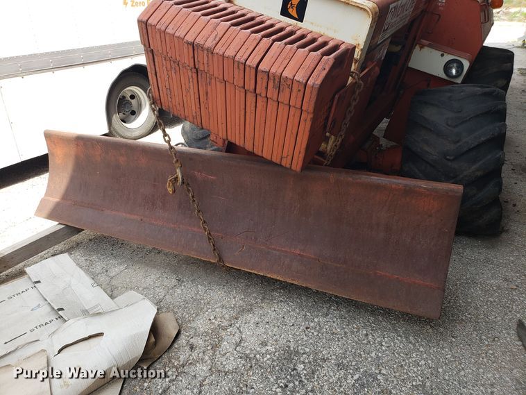 image for item EU9986 Ditch Witch R100 rock saw