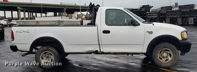 image for item EU9991 2002 Ford F150 pickup truck