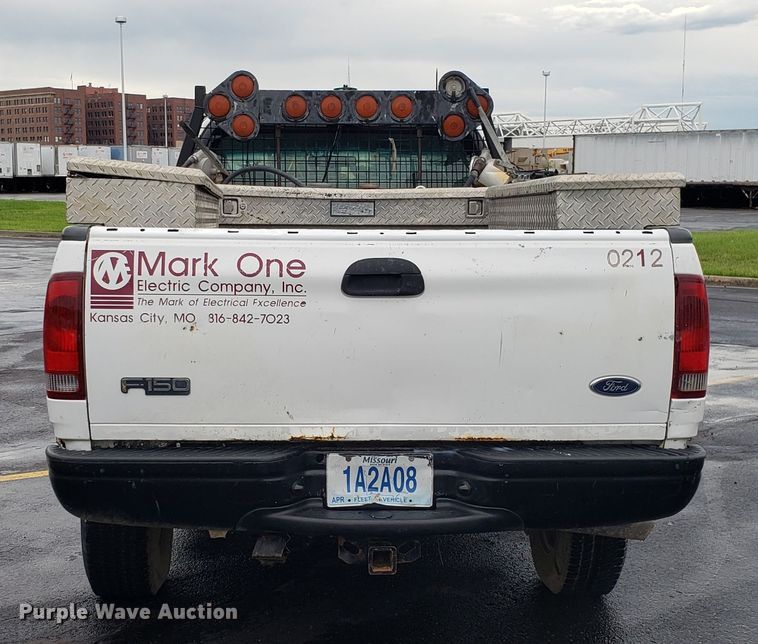 image for item EU9991 2002 Ford F150 pickup truck