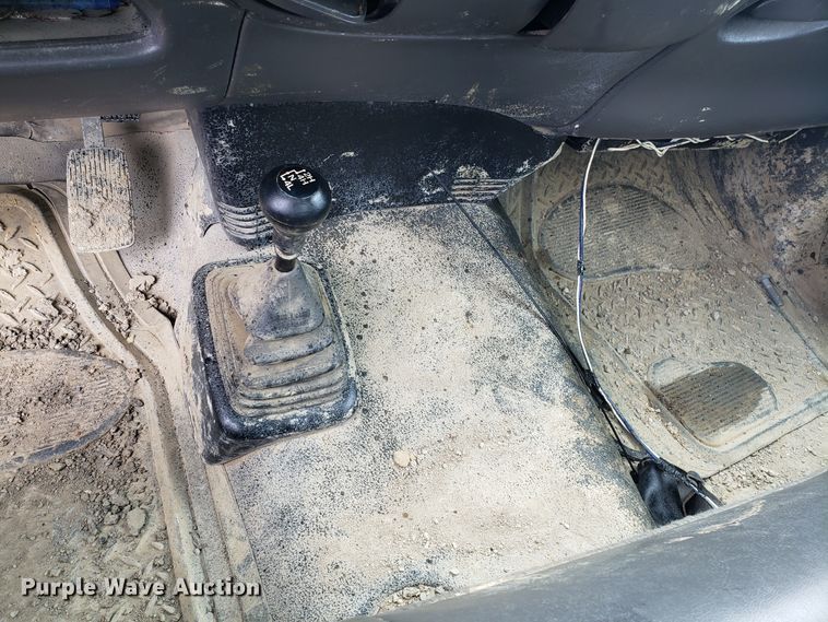 image for item EU9991 2002 Ford F150 pickup truck