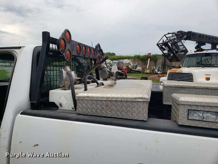 image for item EU9991 2002 Ford F150 pickup truck