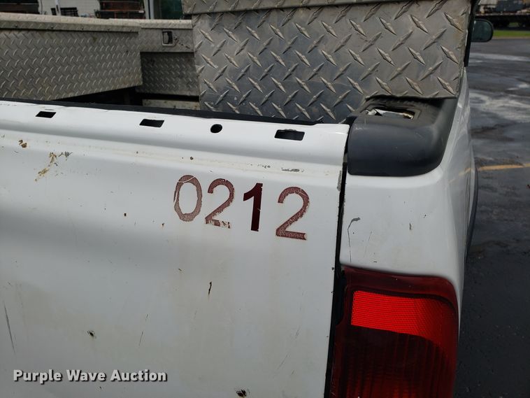 image for item EU9991 2002 Ford F150 pickup truck