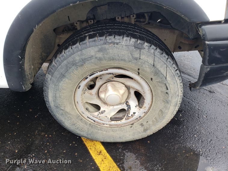 image for item EU9991 2002 Ford F150 pickup truck