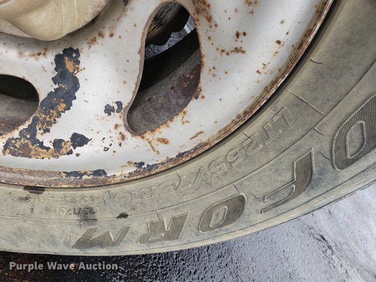 image for item EU9991 2002 Ford F150 pickup truck