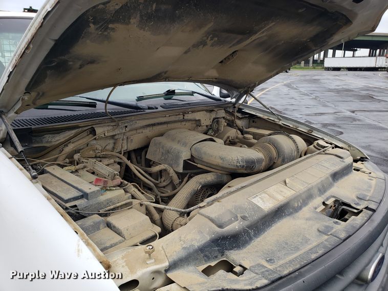 image for item EU9991 2002 Ford F150 pickup truck