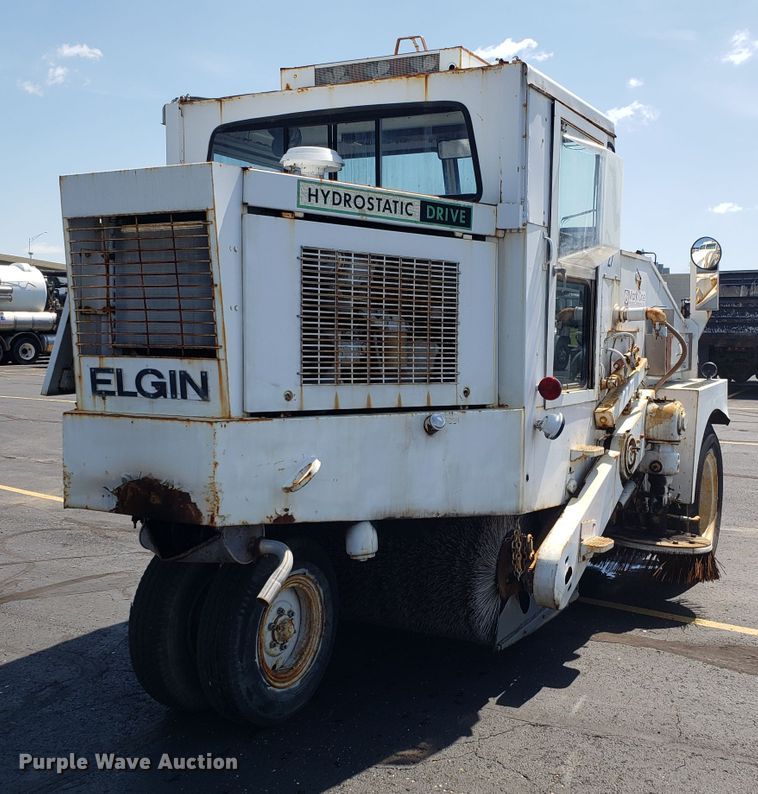 image for item EU9998 Elgin Pelican S street sweeper