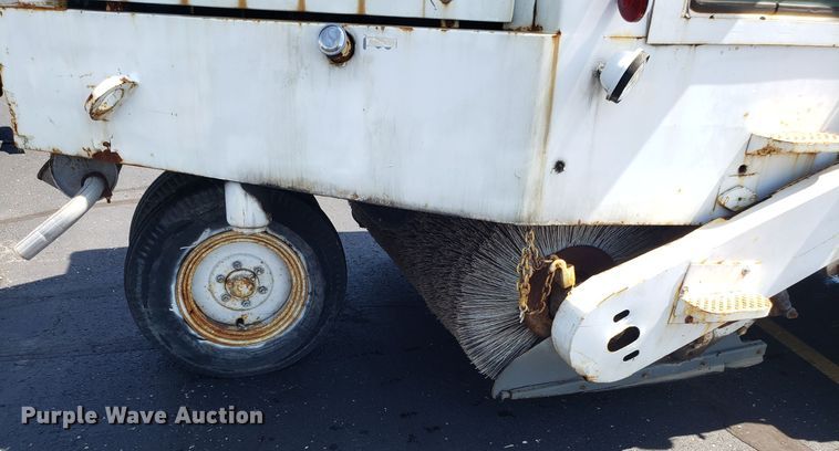 image for item EU9998 Elgin Pelican S street sweeper