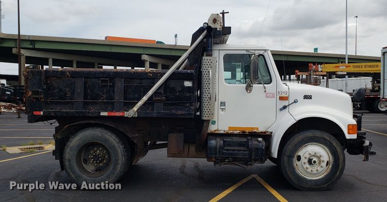 image for item FL9031 1997 International 4900 dump truck
