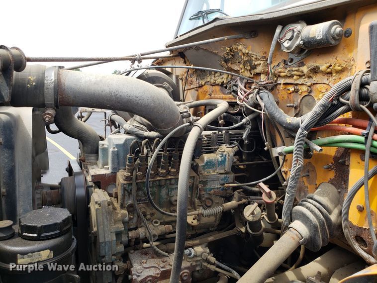 image for item FL9031 1997 International 4900 dump truck