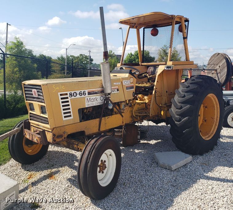 image for item FL9044 Hesston 80-66 tractor