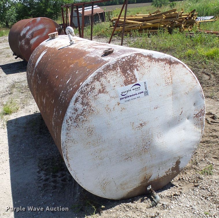 image for item DB2230 (3) bulk tanks