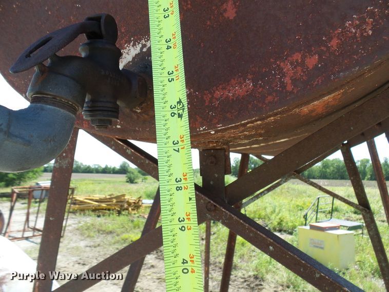 image for item DB2230 (3) bulk tanks