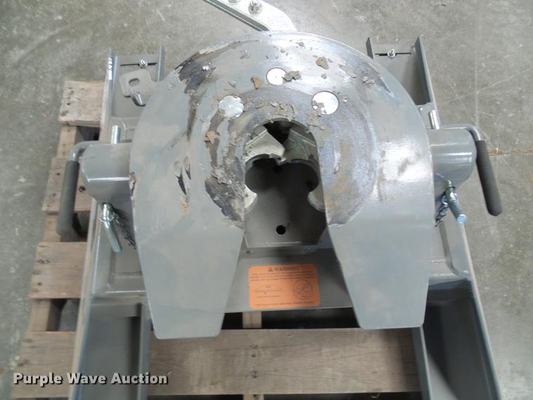 image for item DB2236 Companion RV53500 fifth wheel hitch