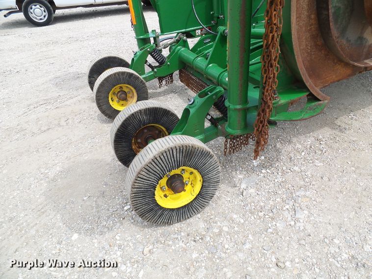 image for item DB2239 John Deere CX15 batwing rotary mower