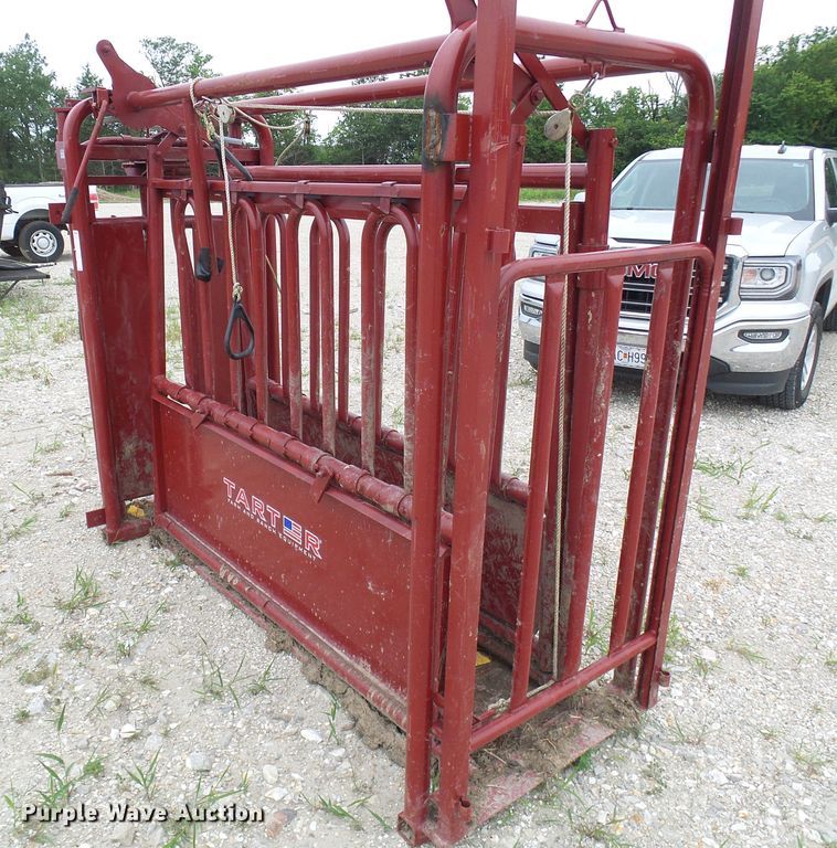 image for item DB2248 Tarter C-Master Series III livestock chute