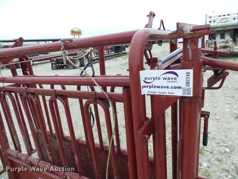 image for item DB2248 Tarter C-Master Series III livestock chute