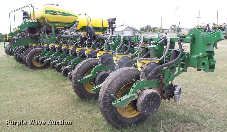image for item DC5094 2013 John Deere 1770NT no-till planter