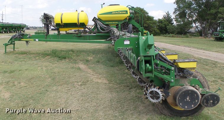 image for item DC5094 2013 John Deere 1770NT no-till planter