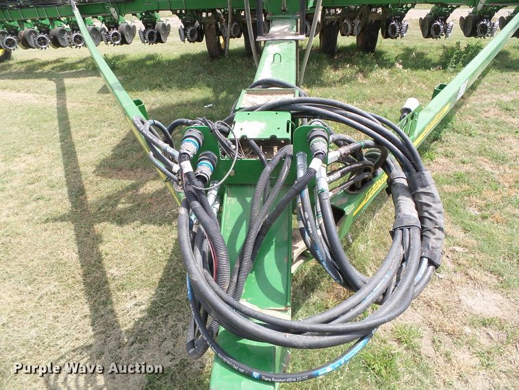 image for item DC5094 2013 John Deere 1770NT no-till planter