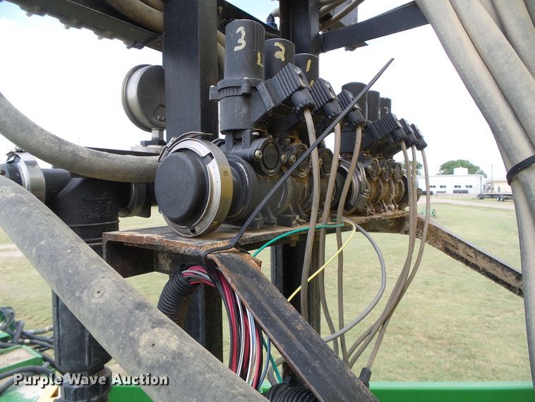 image for item DC5094 2013 John Deere 1770NT no-till planter