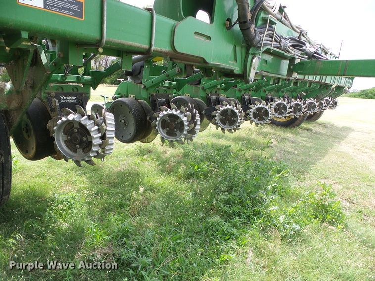 image for item DC5094 2013 John Deere 1770NT no-till planter