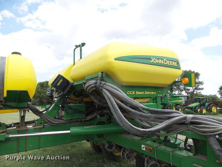 image for item DC5094 2013 John Deere 1770NT no-till planter