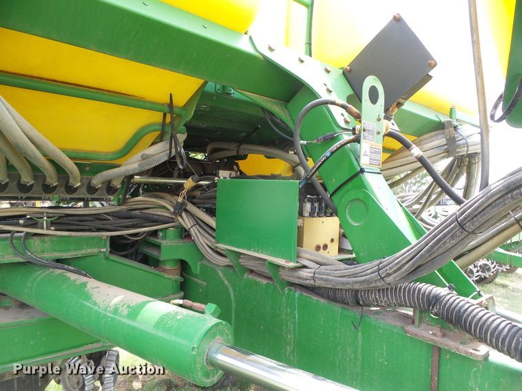 image for item DC5094 2013 John Deere 1770NT no-till planter