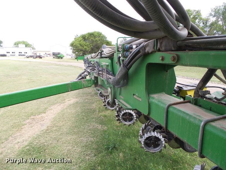 image for item DC5094 2013 John Deere 1770NT no-till planter