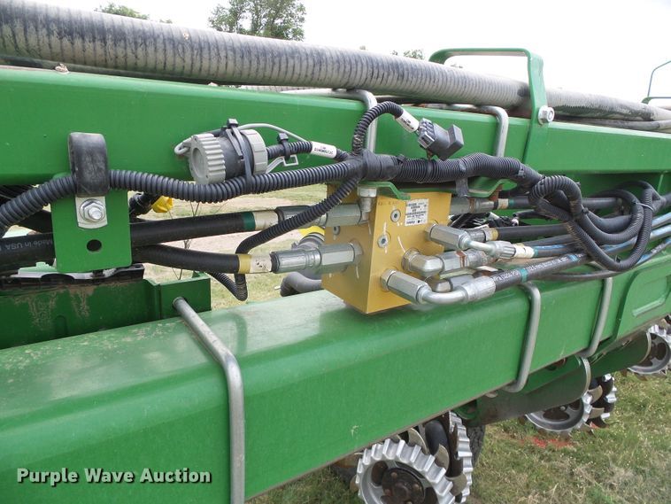 image for item DC5094 2013 John Deere 1770NT no-till planter