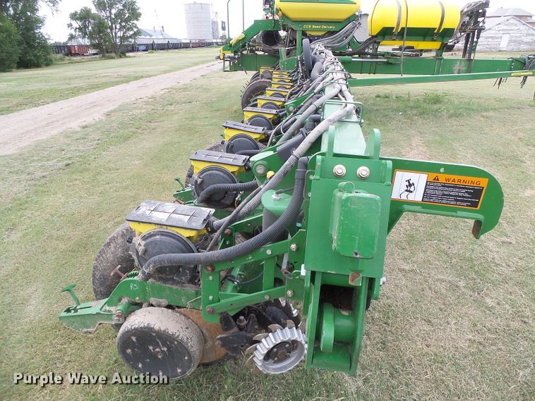 image for item DC5094 2013 John Deere 1770NT no-till planter