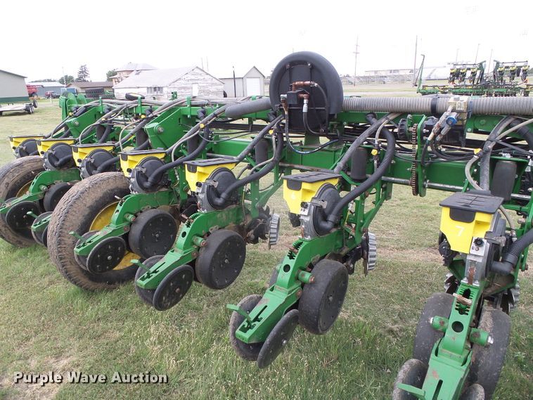 image for item DC5094 2013 John Deere 1770NT no-till planter