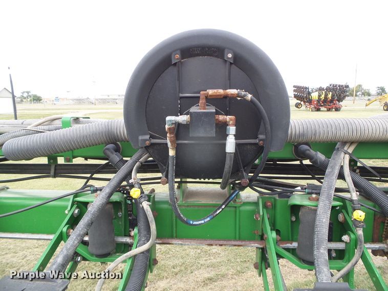 image for item DC5094 2013 John Deere 1770NT no-till planter