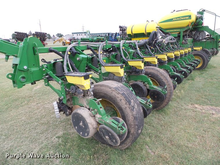 image for item DC5094 2013 John Deere 1770NT no-till planter