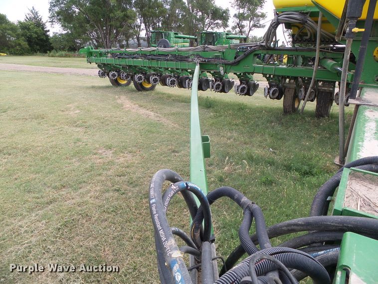 image for item DC5094 2013 John Deere 1770NT no-till planter