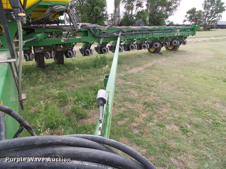 image for item DC5094 2013 John Deere 1770NT no-till planter