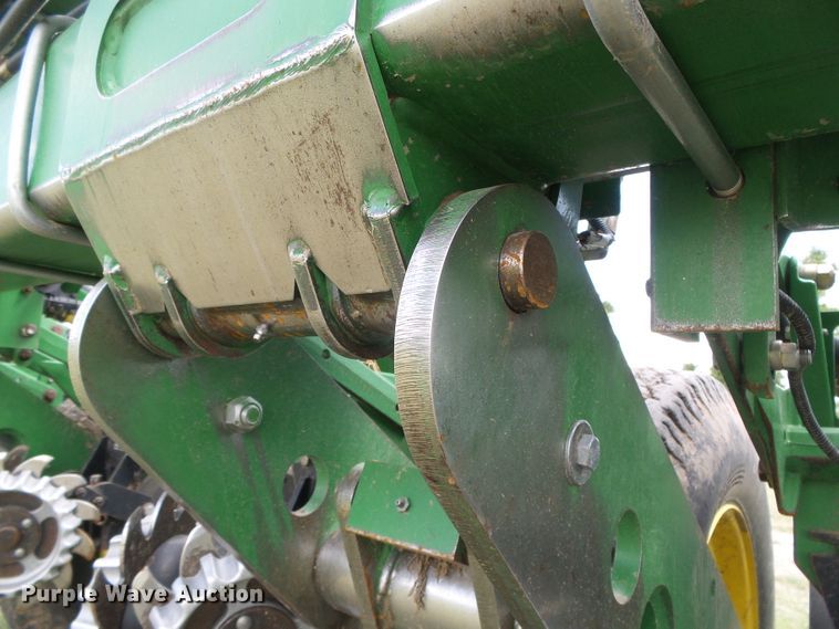 image for item DC5094 2013 John Deere 1770NT no-till planter