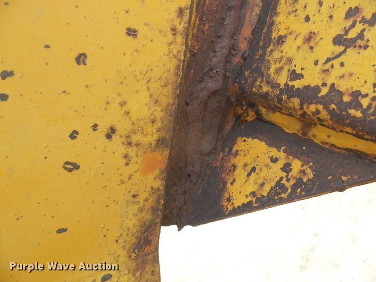 image for item DC5113 Koyker loader