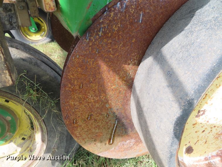 image for item DD6311 John Deere 7200 no-till planter