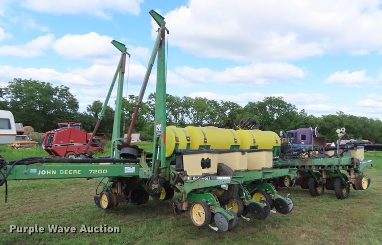 image for item DD6311 John Deere 7200 no-till planter