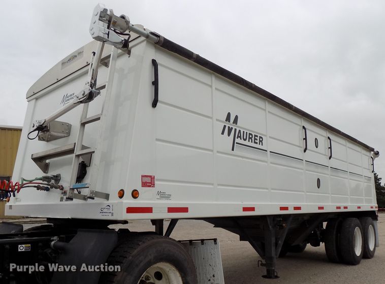 image for item DE7723 2012 Maurer 2812 single hopper grain trailer