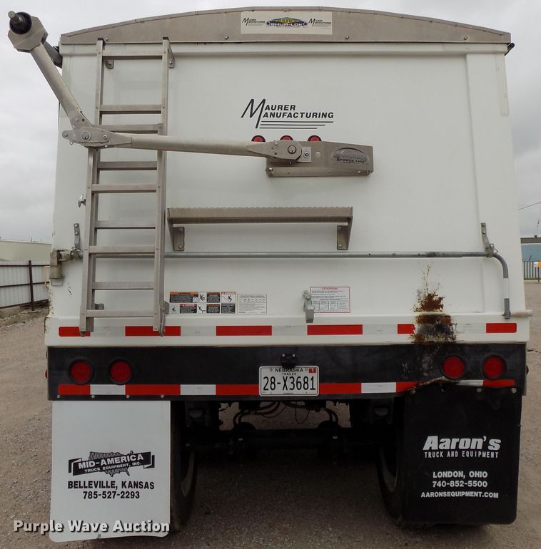 image for item DE7723 2012 Maurer 2812 single hopper grain trailer