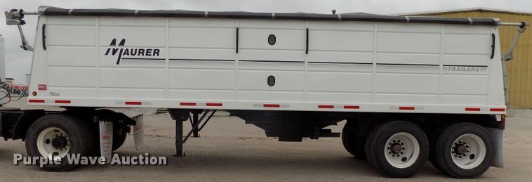 image for item DE7723 2012 Maurer 2812 single hopper grain trailer