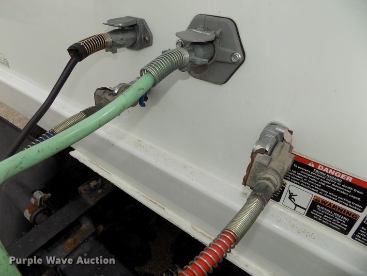 image for item DE7723 2012 Maurer 2812 single hopper grain trailer