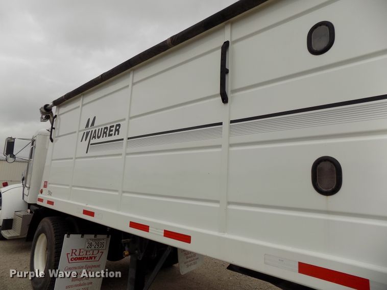 image for item DE7723 2012 Maurer 2812 single hopper grain trailer