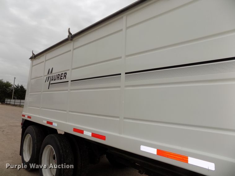 image for item DE7723 2012 Maurer 2812 single hopper grain trailer