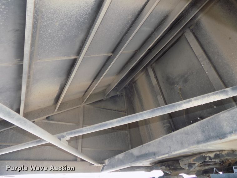 image for item DE7723 2012 Maurer 2812 single hopper grain trailer