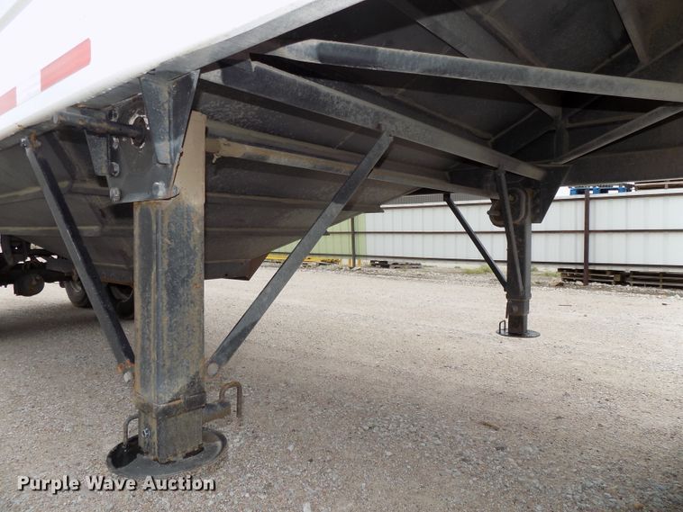 image for item DE7723 2012 Maurer 2812 single hopper grain trailer